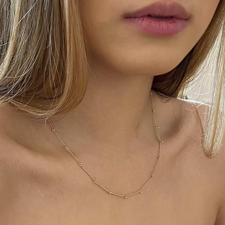 Neeltje Huddleston Slater - 14k Yellow Gold Dainty Twisted Bar Necklace - DESIGNYARD, Dublin Ireland.