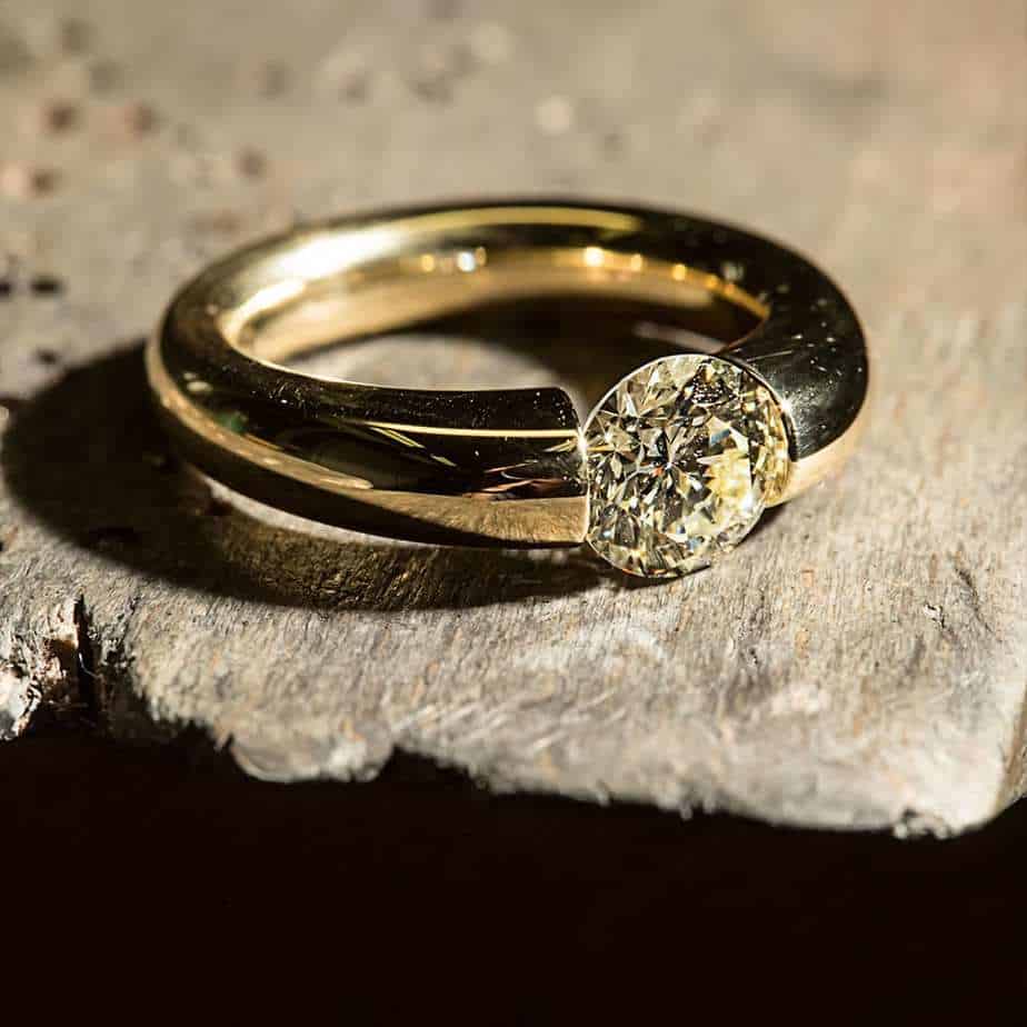 Niessing - 18k Classic Red Gold Spannring® Tapered Engagement Ring - DESIGNYARD, Dublin Ireland.