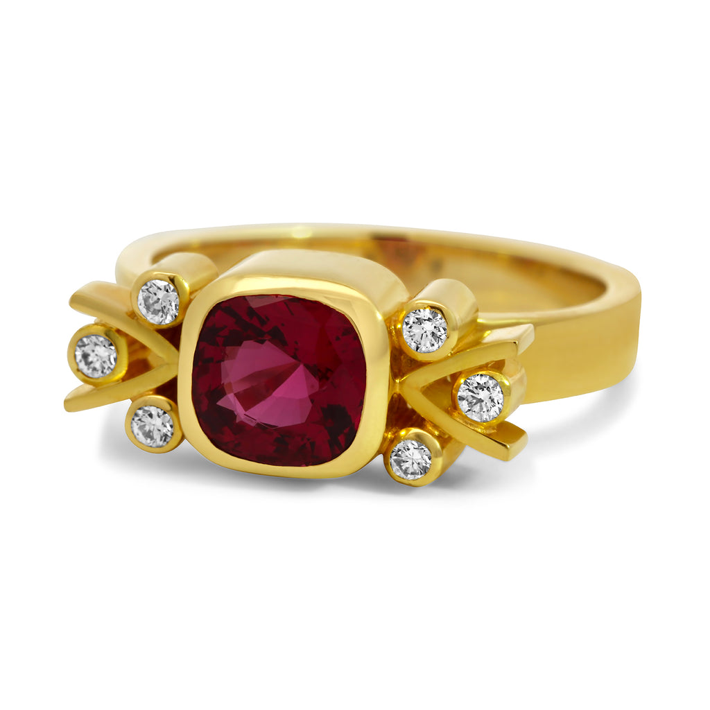 Rudolf Heltzel - 18k Yellow Gold Red Spinel Diamond Ring - DESIGNYARD, Dublin Ireland.
