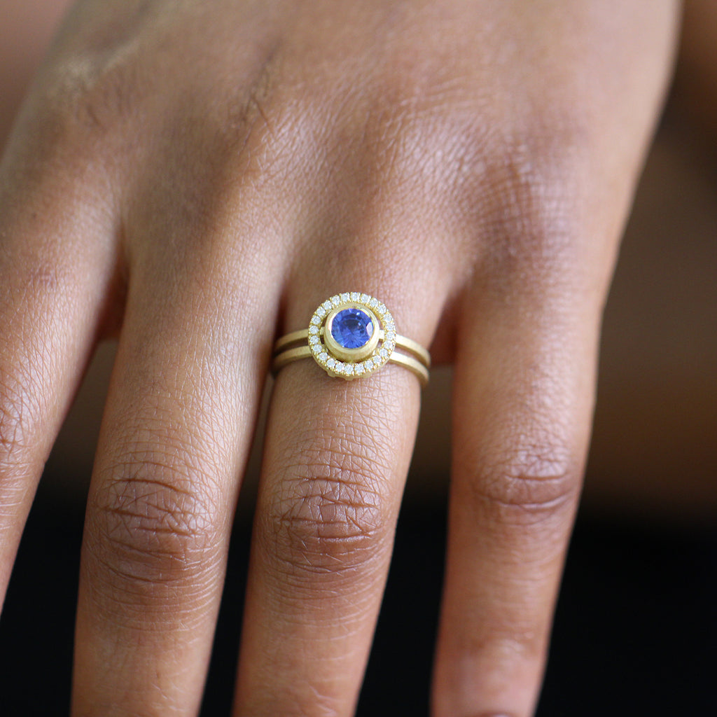 Shimell And Madden - 18k Yellow Gold Atmos Sapphire Diamond Ring - DESIGNYARD, Dublin Ireland.