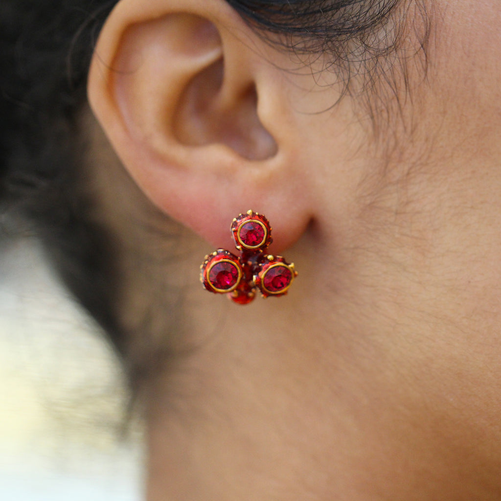 Simon Harrison - Coral Crystal and Enamel Small Cluster Stud Earring - DESIGNYARD, Dublin Ireland.